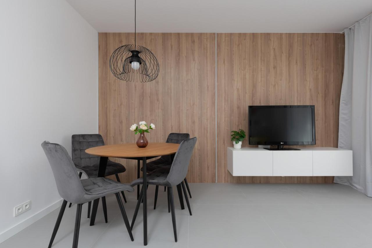 Nowe Bemowo Apartment By Renters Varsovia Exterior foto