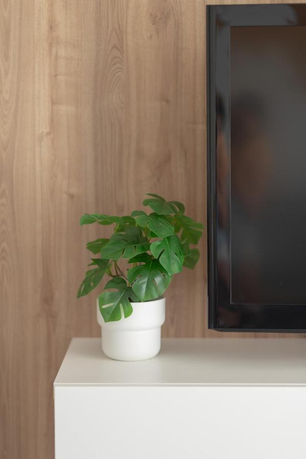 Nowe Bemowo Apartment By Renters Varsovia Exterior foto
