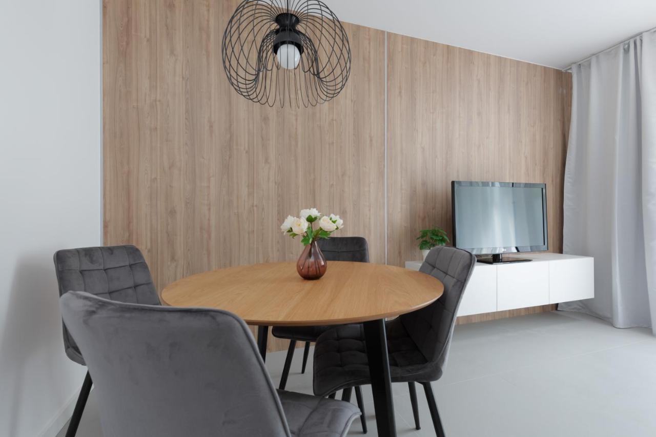 Nowe Bemowo Apartment By Renters Varsovia Exterior foto